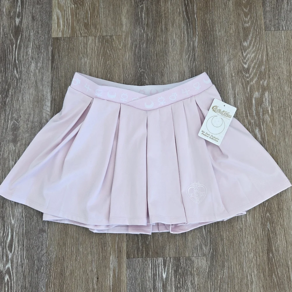 Hot Topic Pretty Guardian Sailor Moon V-Line Pleated Skort Skirt NWT Costume